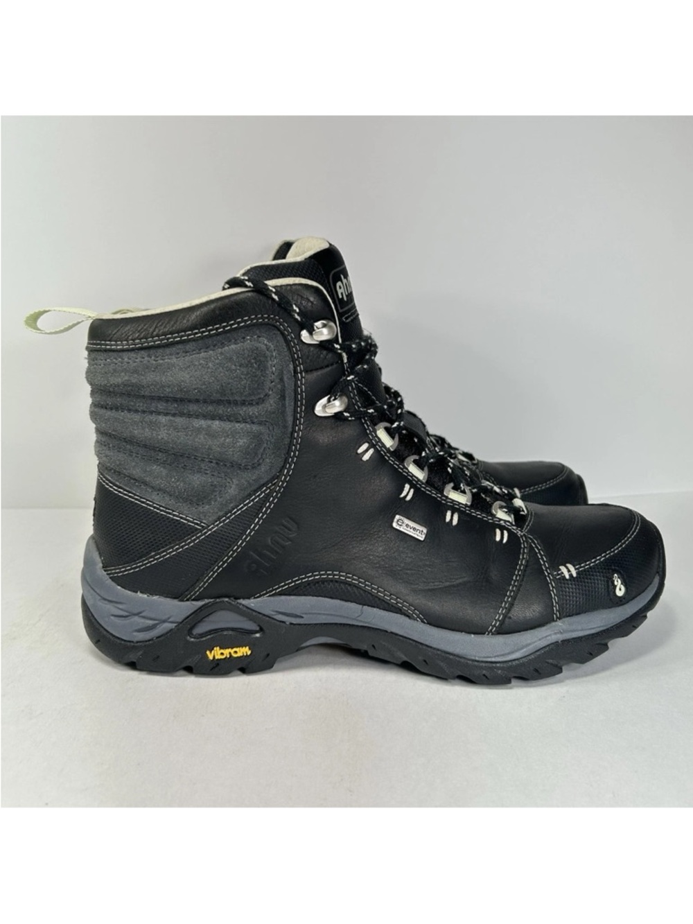 Ahnu Montara Black Leather Waterproof Hiking Boot Vibram Sole Women 7.5 /38.5 EU